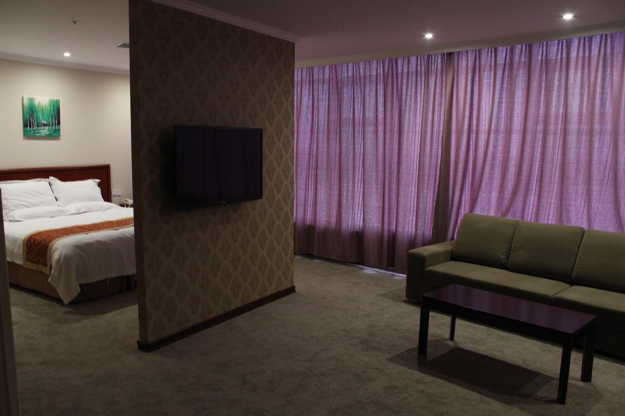 Greentree Inn Jiangsu Nanjing Dachang Xinhua Road Express Hotel Esterno foto